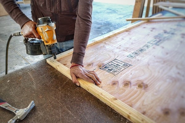 How Much Does a Shipping Crate Cost?